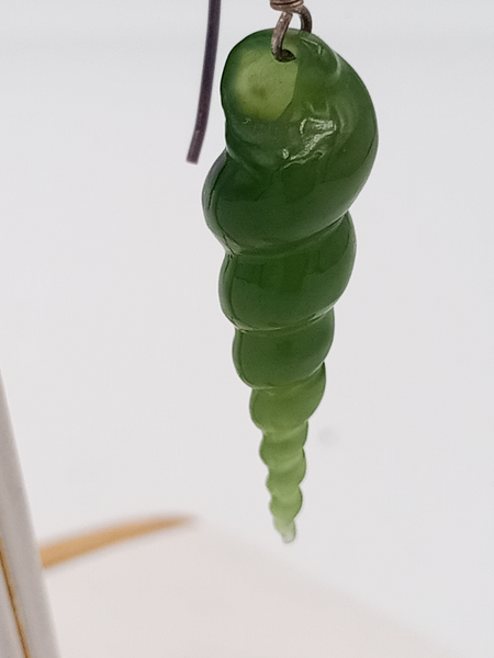 Jade earrings Shell shaped 8mm